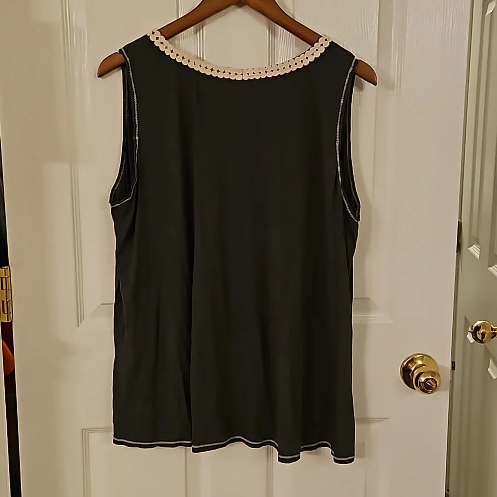 Max Studio top, sz 1X - Picture 3 of 4